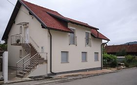 Apartman F&F